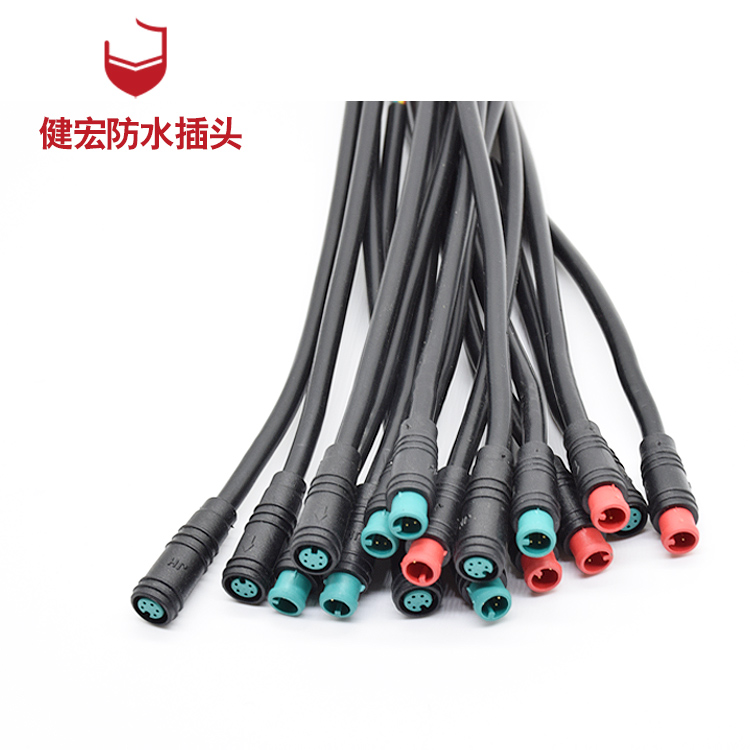 防水插頭的電線結構很復雜